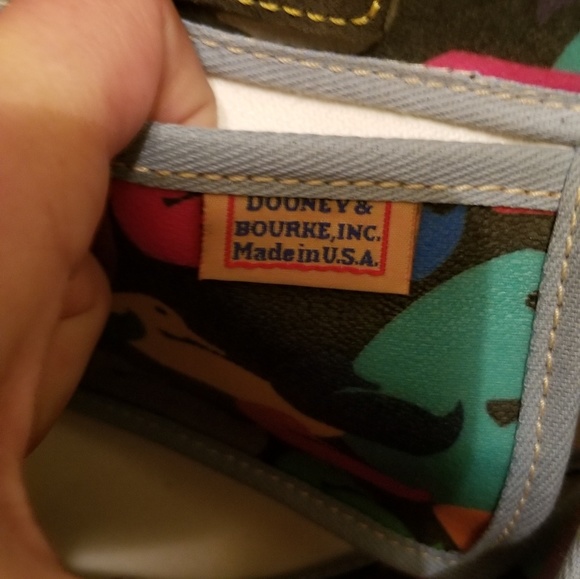 Pair of Dooney&Bourke wonderducks (plus wallet) - Picture 6 of 7